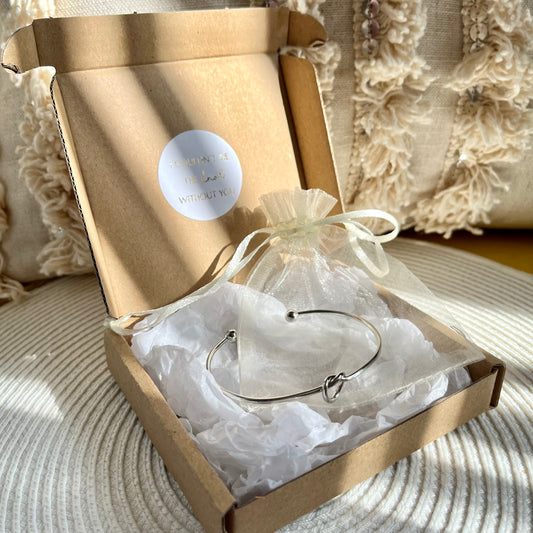 Tie the 'Knot' Bracelet Favour